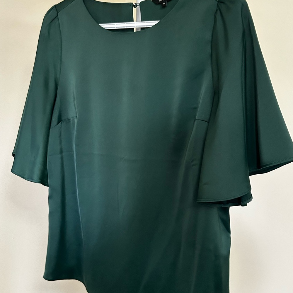 Elegant Green Women's satin feel blouse